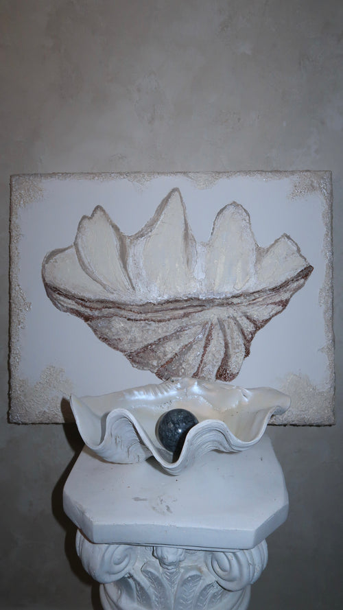 “LE PEARL CLAM” ORIGINAL TEXTURED ART ON CANVAS 14”x18”